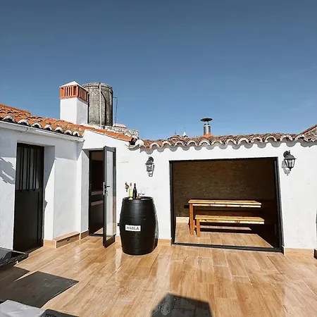 La Casa Del Escudo Apartment Trujillo