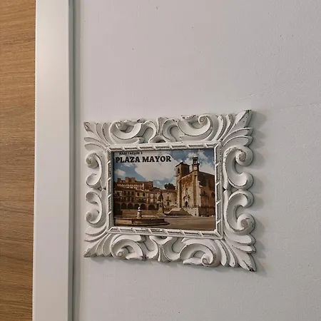 La Casa Del Escudo * Trujillo