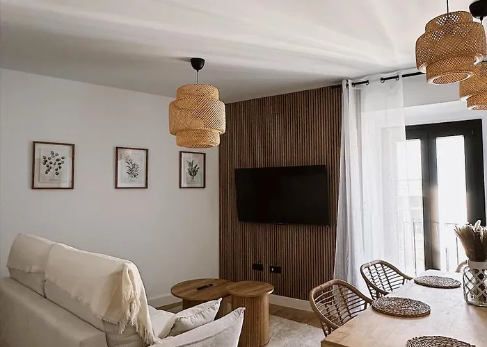 La Casa Del Escudo * Trujillo